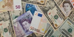 أسعار العملات اليوم الأربعاء: ارتفاع اليورو والجنيه الاسترليني واستقرار الريال السعودي