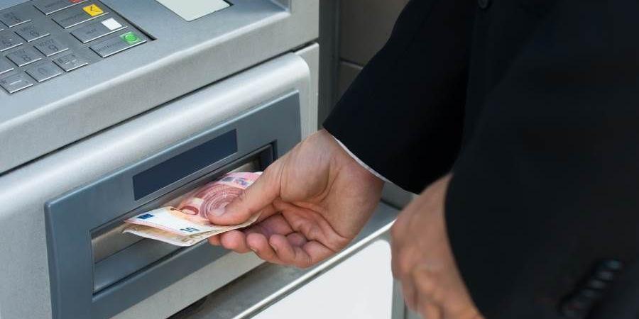 كيف تتبرع للمؤسسات الخيرية في رمضان عبر ماكينات الصراف الآلي ATM؟