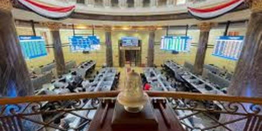 قطاع البنوك يختتم تعاملات اليوم الاثنين بحجم تداولات 458.382 مليون جنيه