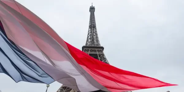 ما هي الوثائق المطلوبة للحصول على تأشيرة فرنسا