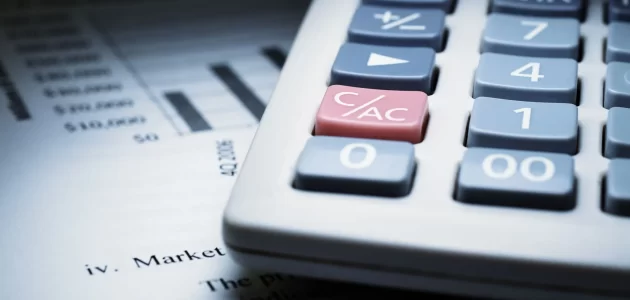 الفرق بين العائد على الاستثمار والعائد على رأس المال