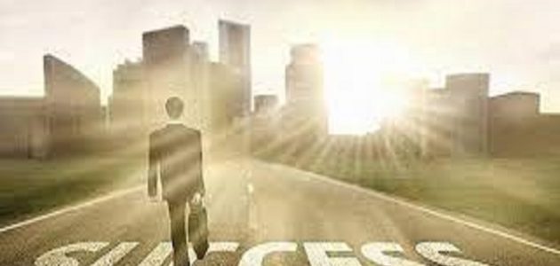 قصص شخصيات ناجحة في الحياة وأهم الدروس المستفادة من حياتهم