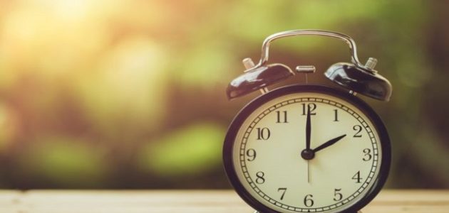 أهمية الوقت في حياة الفرد والمجتمع