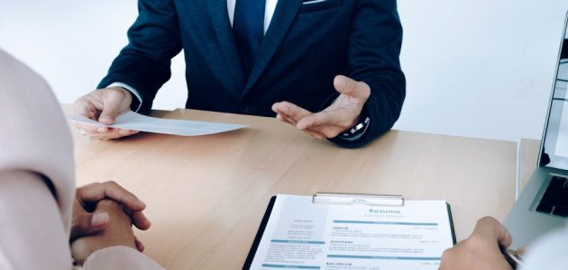 الاسئلة الشائعة في المقابلات الشخصية واجوبتها