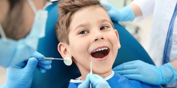 أدوات طبيب الأسنان بالصور والاسماء بالعربي