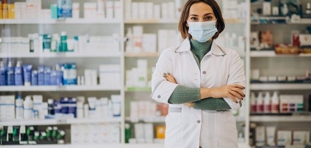دور الصيدلي في مصانع الأدوية