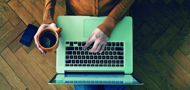 عمل على الانترنت براتب شهري