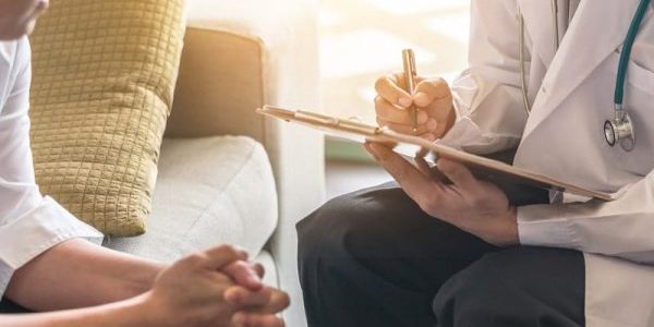 كم راتب الطبيب النفسي في السعودية