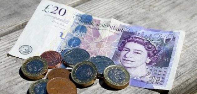 ما هي عملة بريطانيا