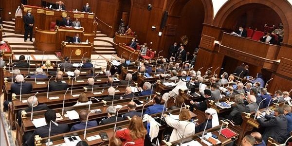 «الشيوخ» يناقش سياسة الحكومة بشأن السياسات المالية والضريبية في تحقيق التنمية الاقتصادية