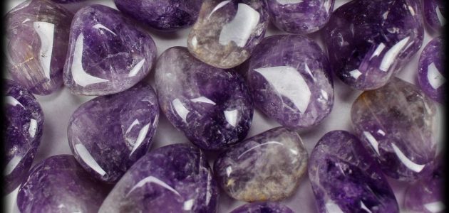 أماكن بيع الأحجار الكريمة