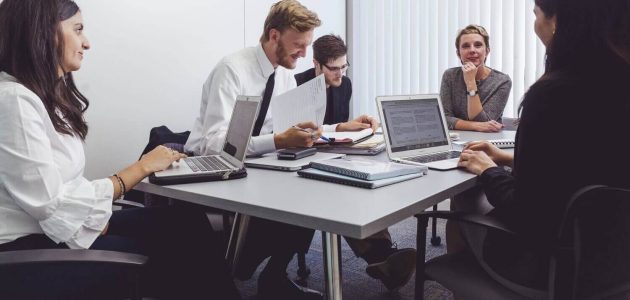 رواتب المدراء التنفيذيين