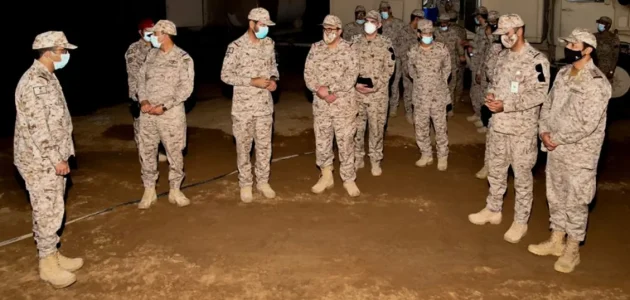 عقوبة لبس الزي العسكري