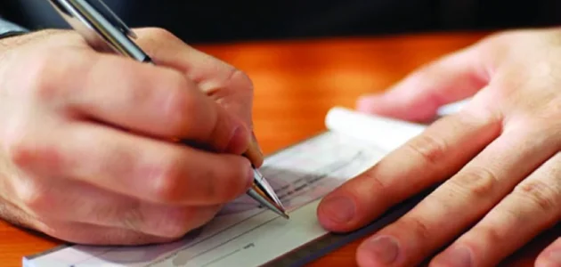 أركان جريمة الشيك بدون رصيد