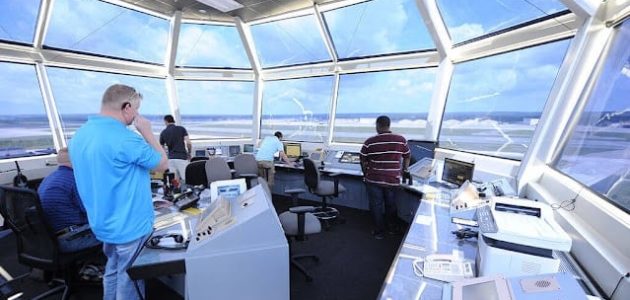 راتب مراقب جوي