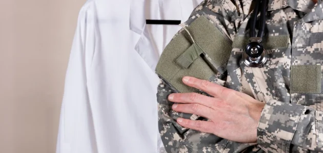 رواتب الصحيين العسكريين