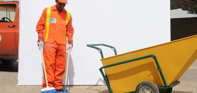 رواتب عمال النظافة في اليابان