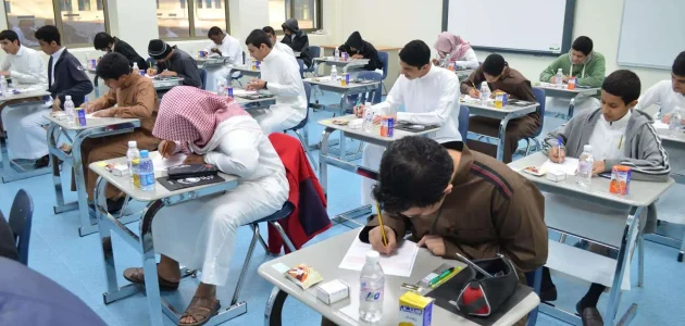 التسجيل في المدارس الحكومية