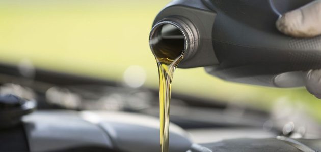 زيت المحرك w4015