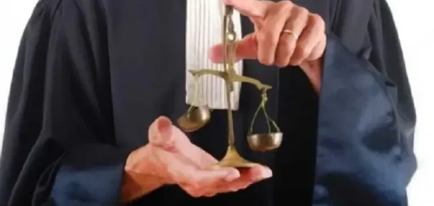 كم راتب المحامي المتدرب في السعودية