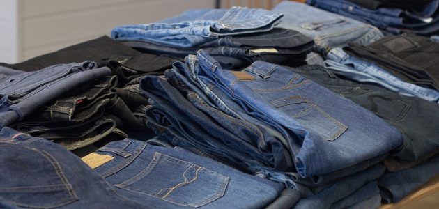 مشروع اعادة تدوير الملابس