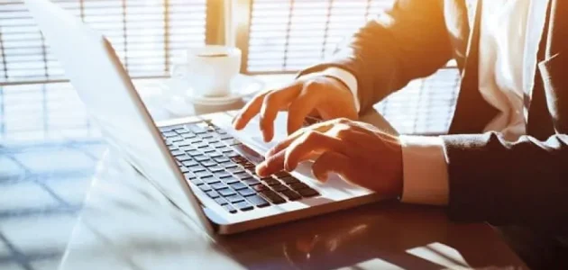 الاستعلام عن رسوم مكتب العمل برقم الإقامة