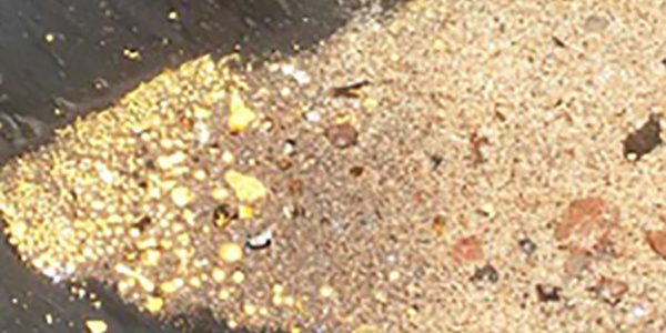 كيفية استخراج الذهب من الرمل