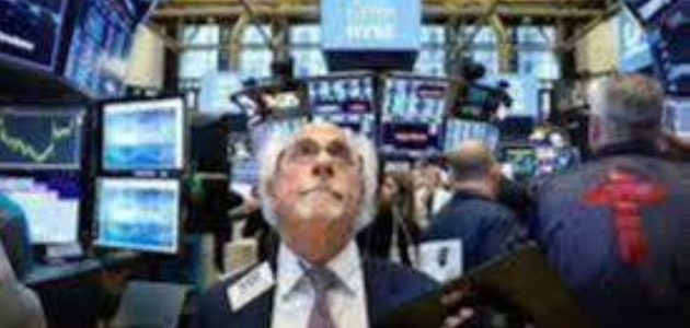 أسواق الأسهم الأمريكية تحقق مستويات قياسية بينما تتباين بورصات آسيا