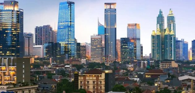 إندونيسيا تتجه نحو إعفاء زيت النخيل والنيكل من الرسوم الأمريكية لتعزيز التجارة العالمية