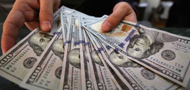 الدولار يصل لأعلى مستوى له في 15 أسبوعاً: تطورات جديدة في السوق السعودي