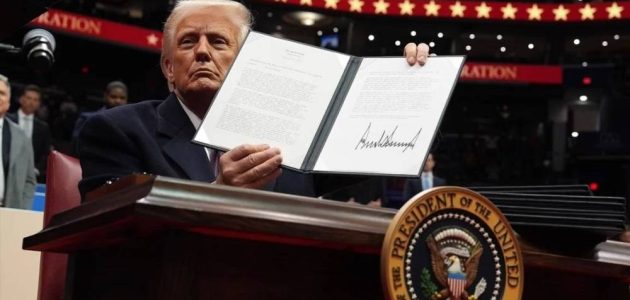 ترمب يعلن عن إخطارات جديدة برسوم الجمارك لأكثر من 150 دولة في خطوة اقتصادية مفاجئة