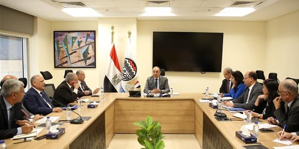 وزير قطاع الأعمال يعلن خطة استراتيجية لتعظيم العوائد وتحسين نظم الإدارة في الشركات التابعة