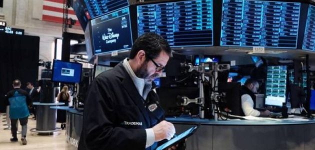 وول ستريت تنطلق في بداية التداولات بارتفاع ملحوظ مدعومة ببيانات التضخم وأرباح البنوك