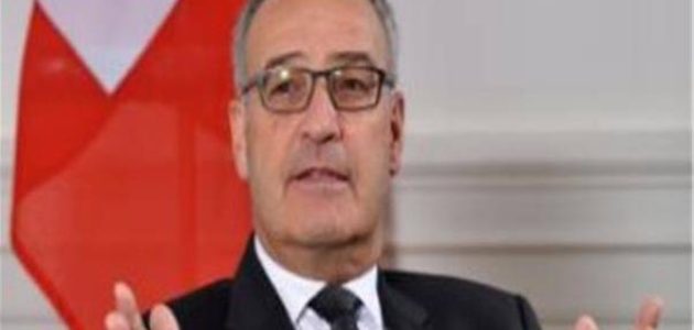 تراجع سويسرا عن عرضها في ظل رسوم الجمارك الجديدة وتأثيرها على الاقتصاد السعودي