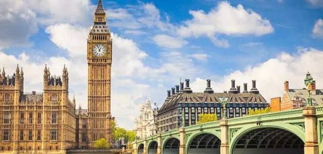 تراجع غير مسبوق في خطط توظيف الشركات البريطانية يعكس تحديات اقتصادية جديدة