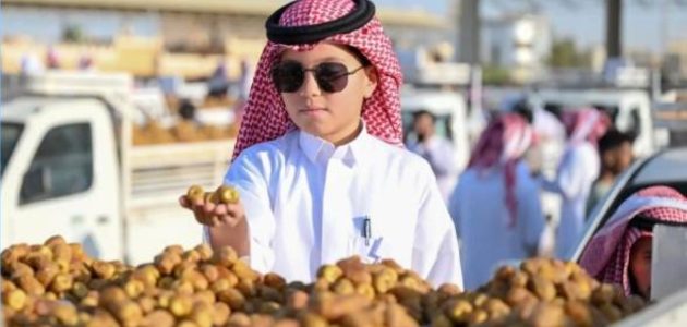 فرص عمل حر تتألق في كرنفال تمور بريدة الاقتصادي